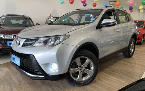 TOYOTA RAV4 2.0 HIGH 4×2 2015